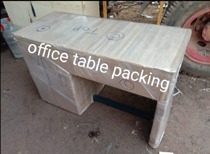 Office table packing